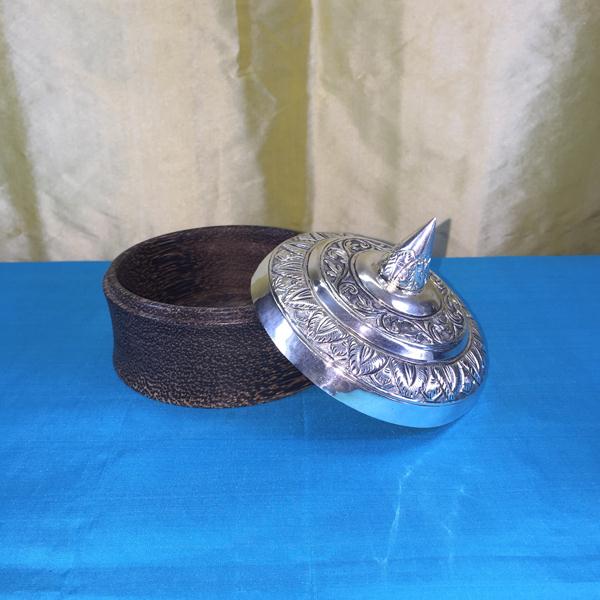 Nut Bowl, 50% Silver, Weight 190g