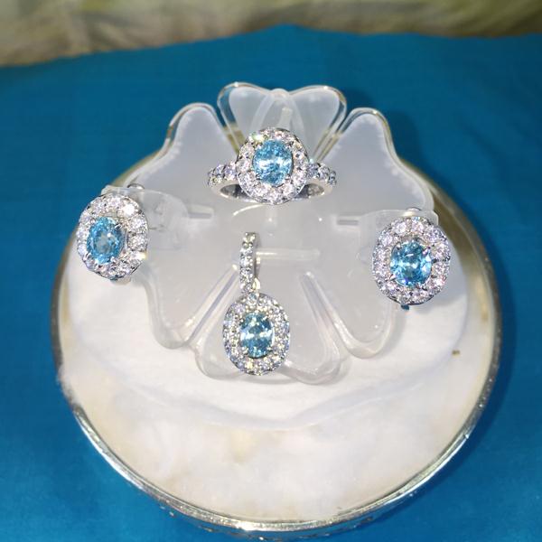 Set of blue topaz (Earing, Pendent, Ring), 92.5% Silver